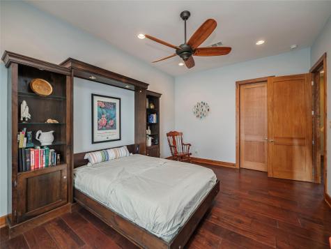 335 La Reata Trail Smithville TX 78957