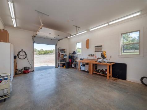 335 La Reata Trail Smithville TX 78957