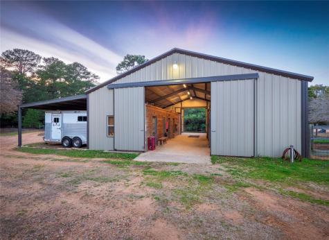 335 La Reata Trail Smithville TX 78957