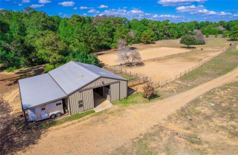 335 La Reata Trail Smithville TX 78957