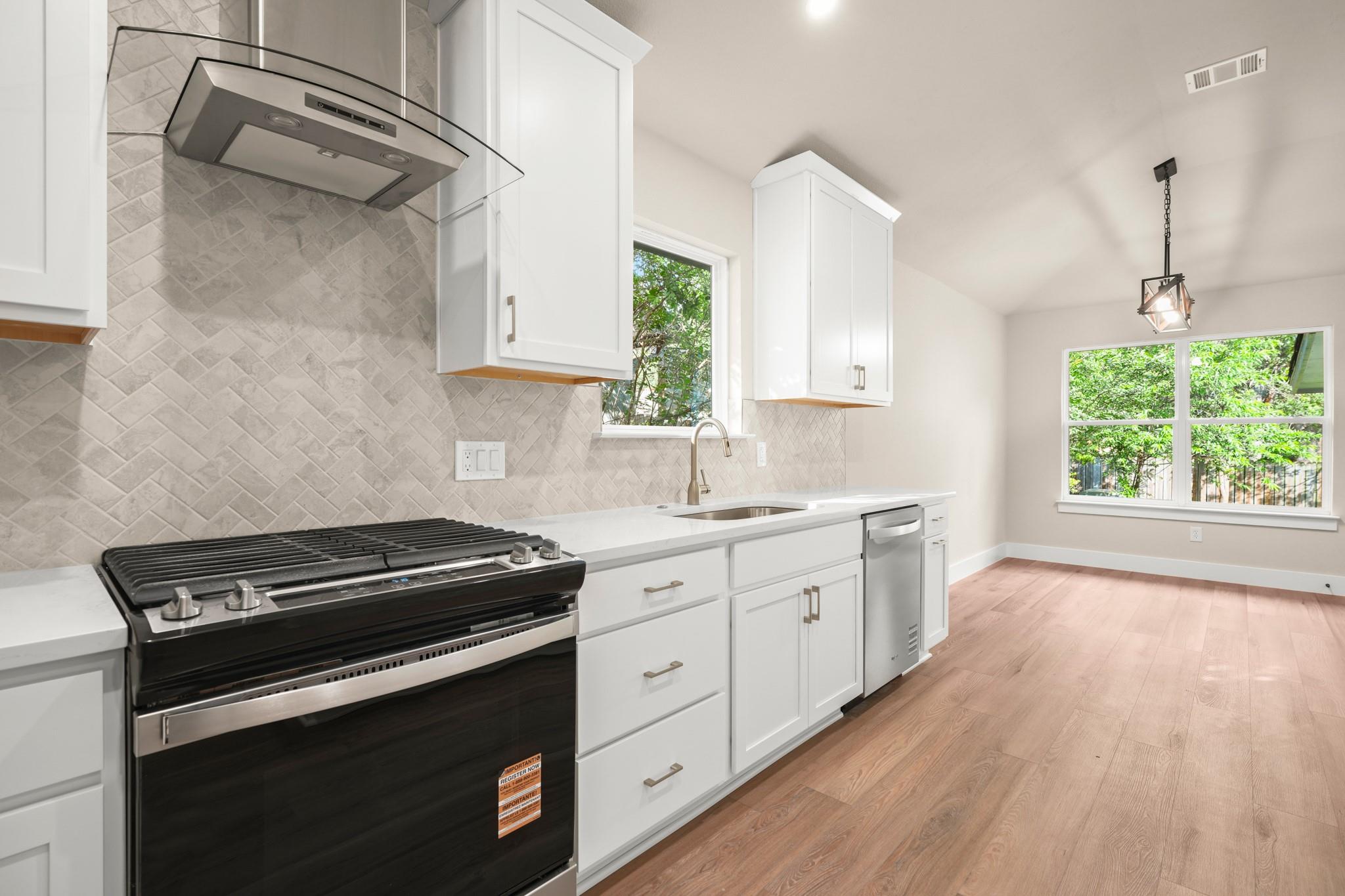 8802 Ampezo Trail Austin TX 78749
