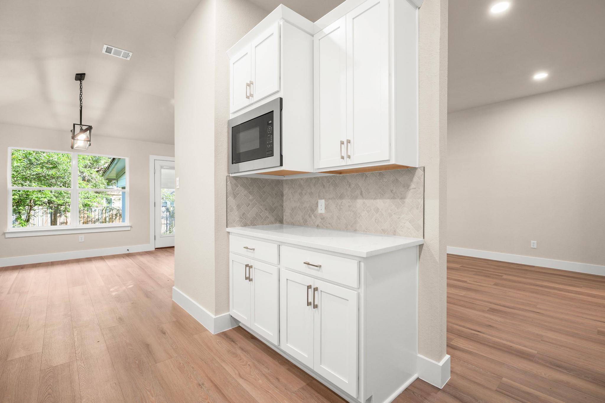 8802 Ampezo Trail Austin TX 78749