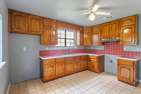 808 N 10th Street Temple TX 76501