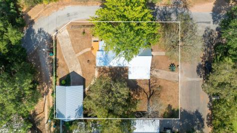 909 Hudgins Street Smithville TX 78957
