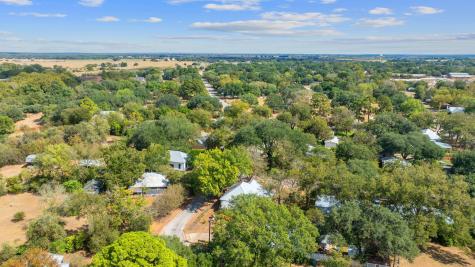 909 Hudgins Street Smithville TX 78957