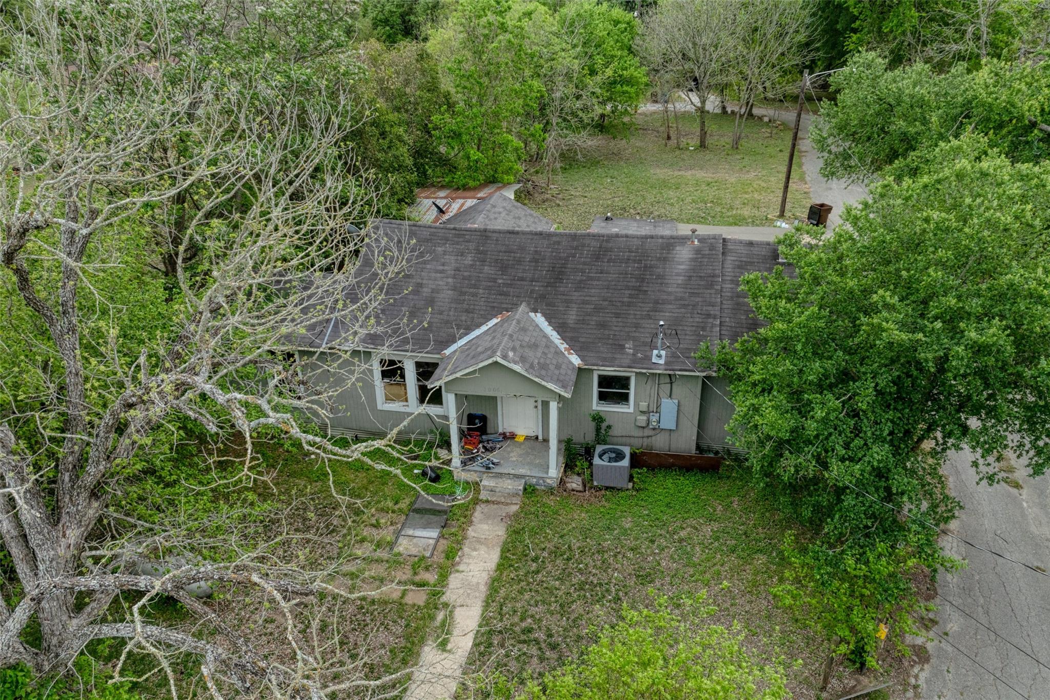 1006 Proctor Street Lockhart TX 78644