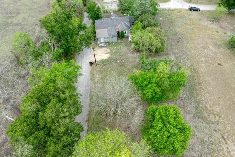 1006 Proctor Street Lockhart TX 78644