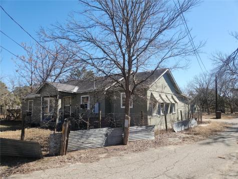 1006 Proctor Street Lockhart TX 78644