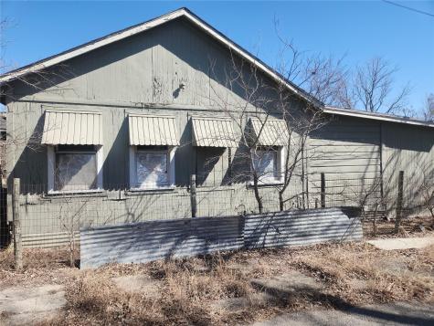 1006 Proctor Street Lockhart TX 78644