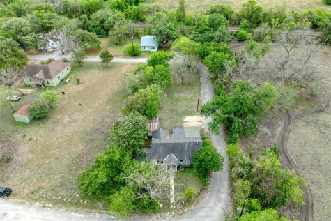 1006 Proctor Street Lockhart TX 78644