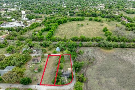 1006 Proctor Street Lockhart TX 78644