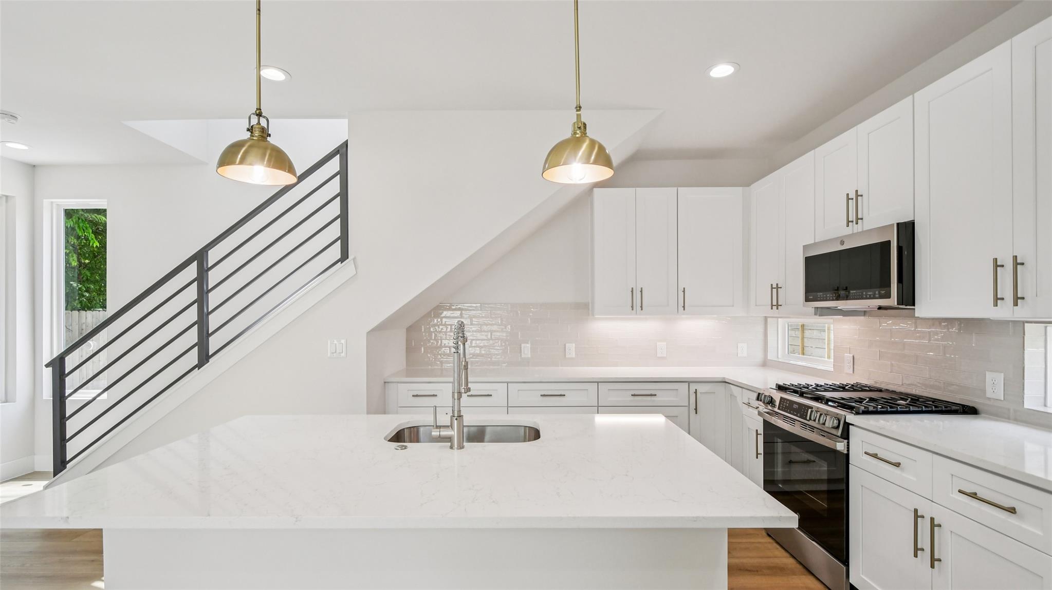 9104 Georgian Drive Austin TX 78753
