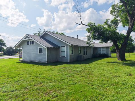 1301 Taylor Street Lampasas TX 76550