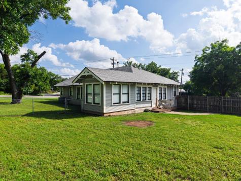 1301 Taylor Street Lampasas TX 76550