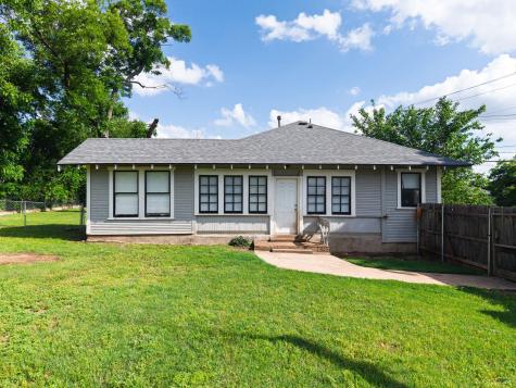 1301 Taylor Street Lampasas TX 76550