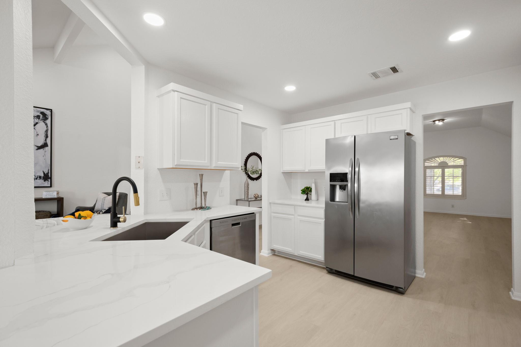 310 Bailey Loop Kyle TX 78640