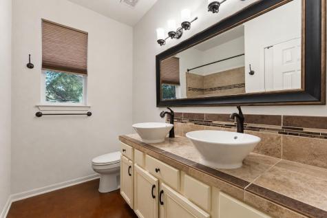 207 Cove Creek Drive Spicewood TX 78669