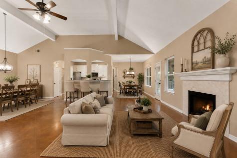 207 Cove Creek Drive Spicewood TX 78669
