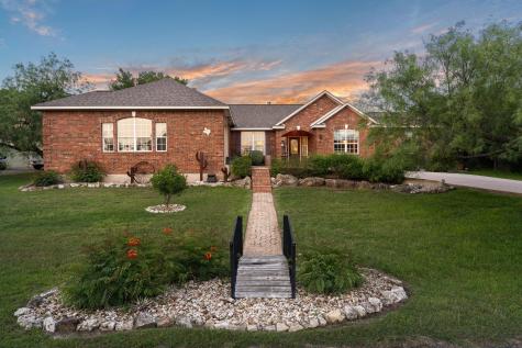 207 Cove Creek Drive Spicewood TX 78669
