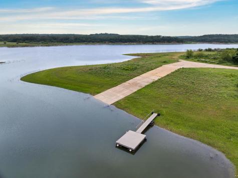 207 Cove Creek Drive Spicewood TX 78669