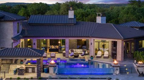 19204 Secretariat Place Spicewood TX 78669