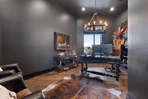 19204 Secretariat Place Spicewood TX 78669