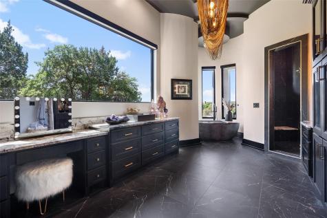 19204 Secretariat Place Spicewood TX 78669