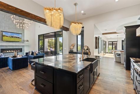 19204 Secretariat Place Spicewood TX 78669