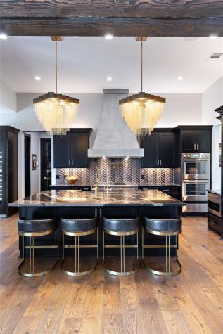 19204 Secretariat Place Spicewood TX 78669