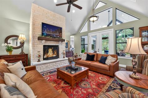 1508 Successor Road Spicewood TX 78669