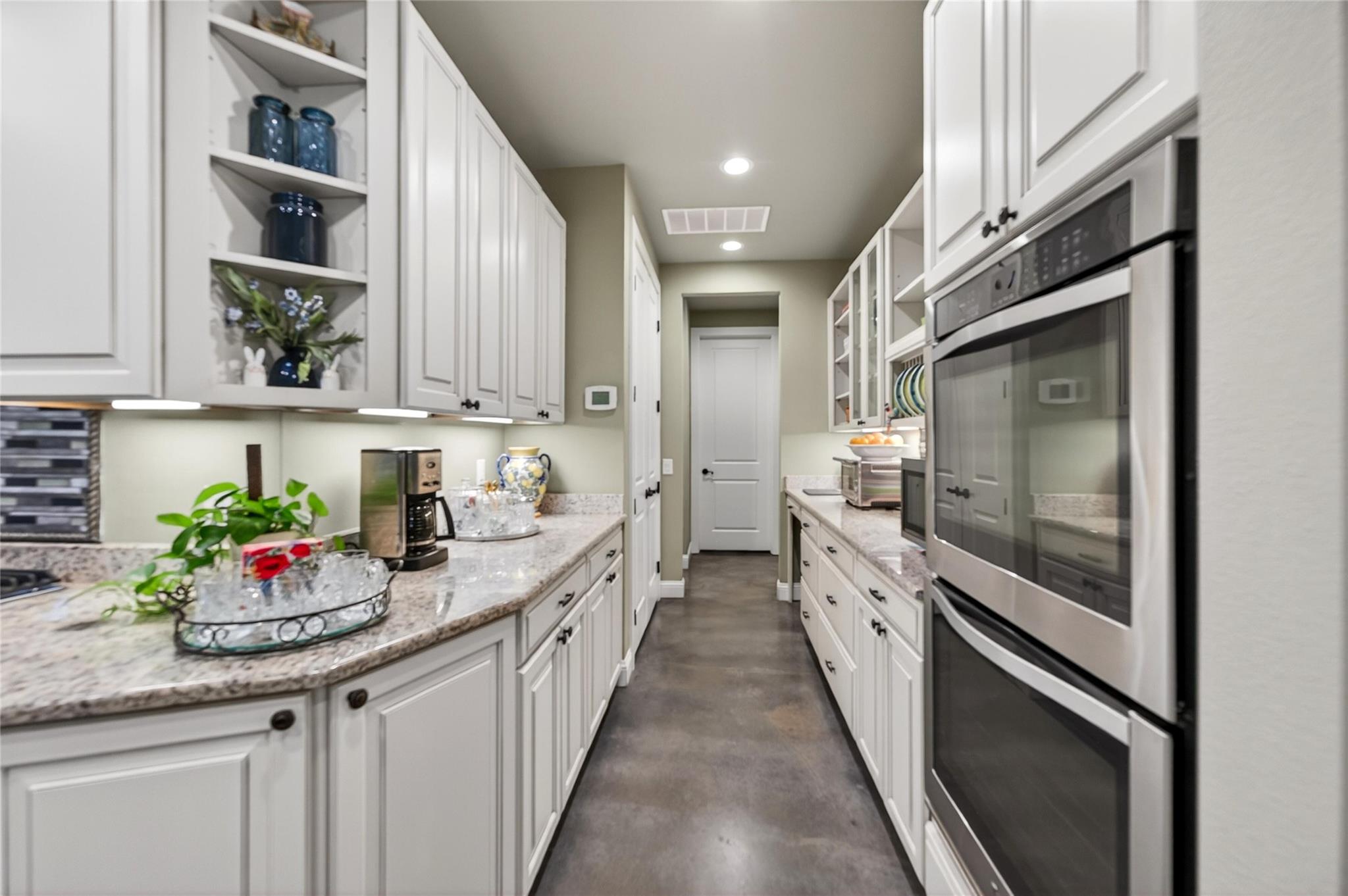 1508 Successor Road Spicewood TX 78669