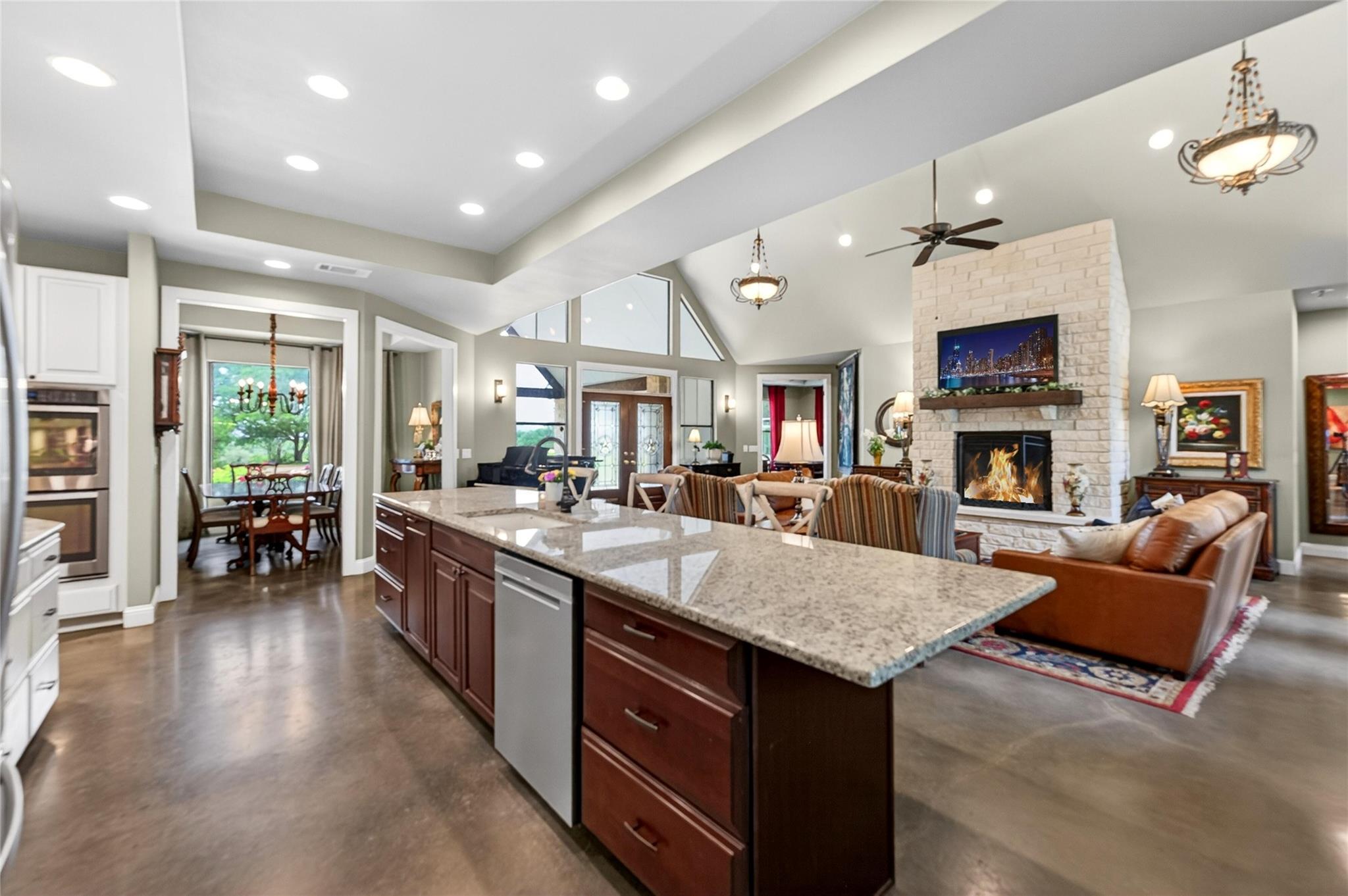 1508 Successor Road Spicewood TX 78669