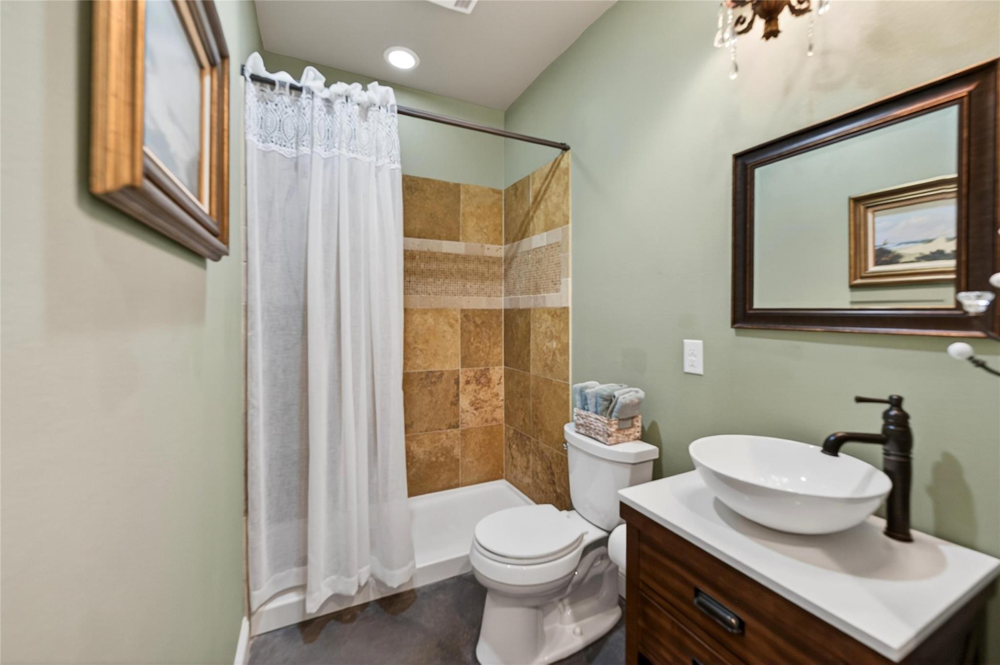 1508 Successor Road Spicewood TX 78669