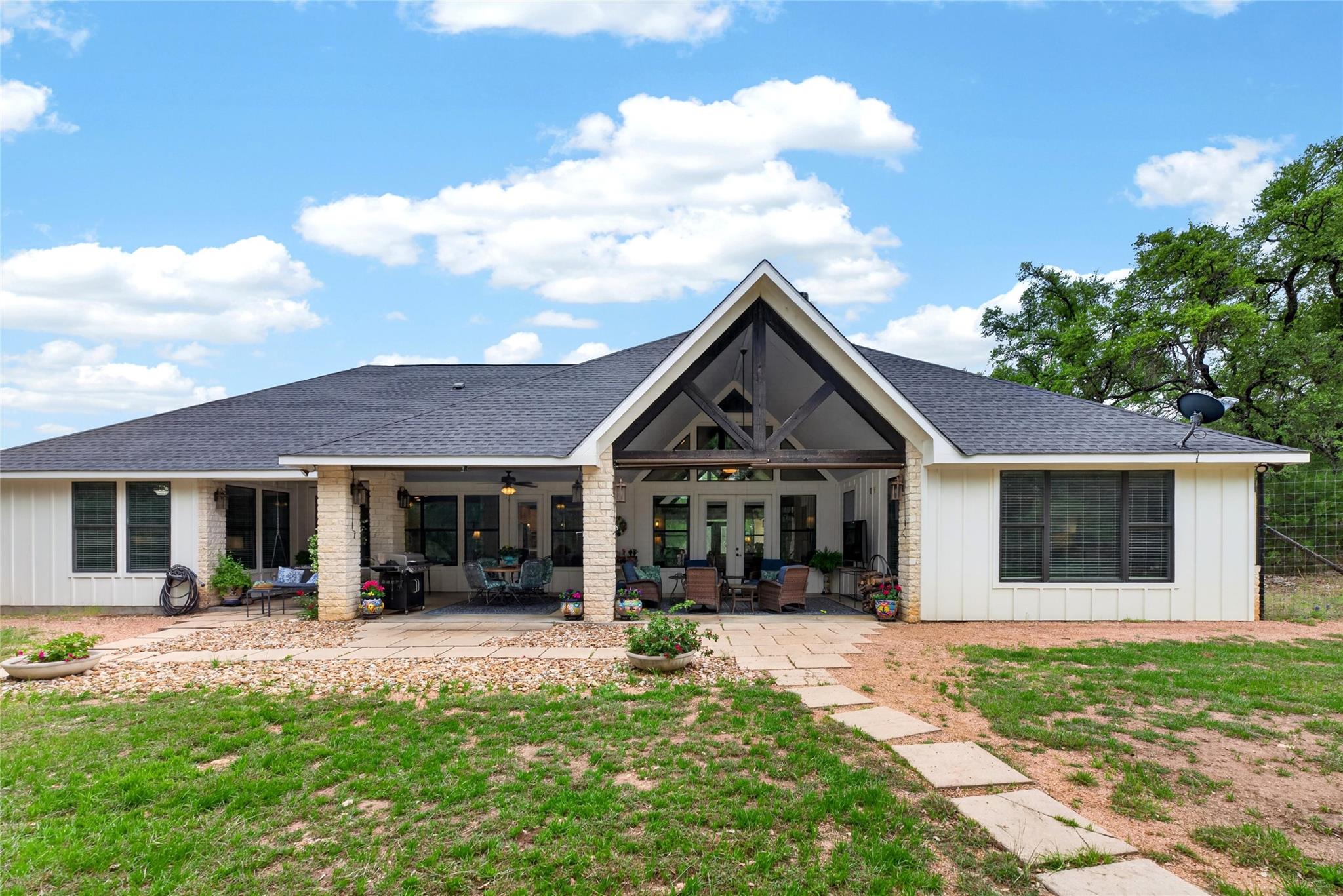 1508 Successor Road Spicewood TX 78669