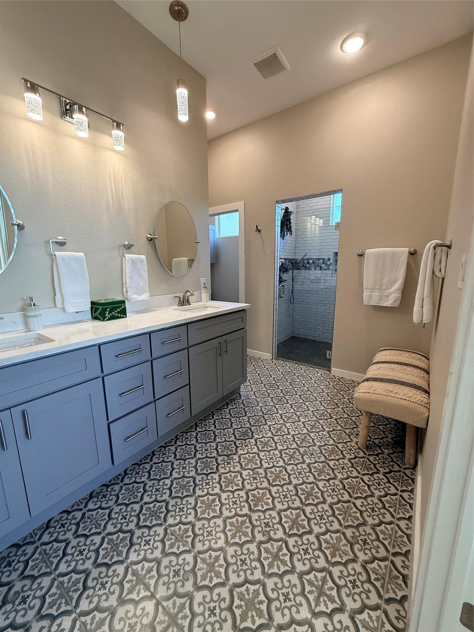 2108 Patriot Drive Lago Vista TX 78645