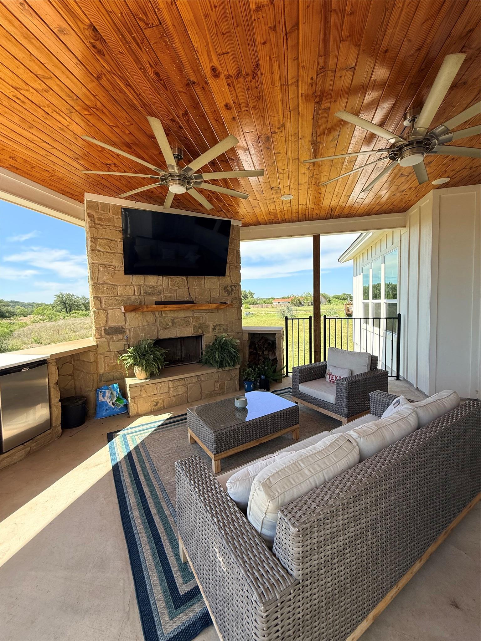 2108 Patriot Drive Lago Vista TX 78645