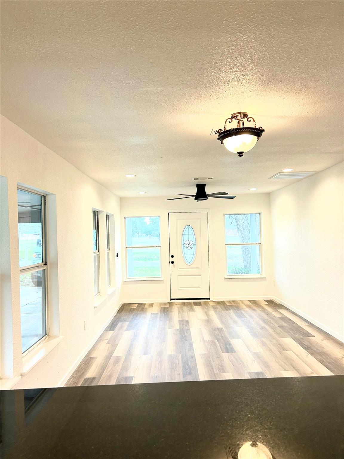 635 White Avenue Rockdale TX 76567