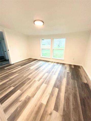 635 White Avenue Rockdale TX 76567