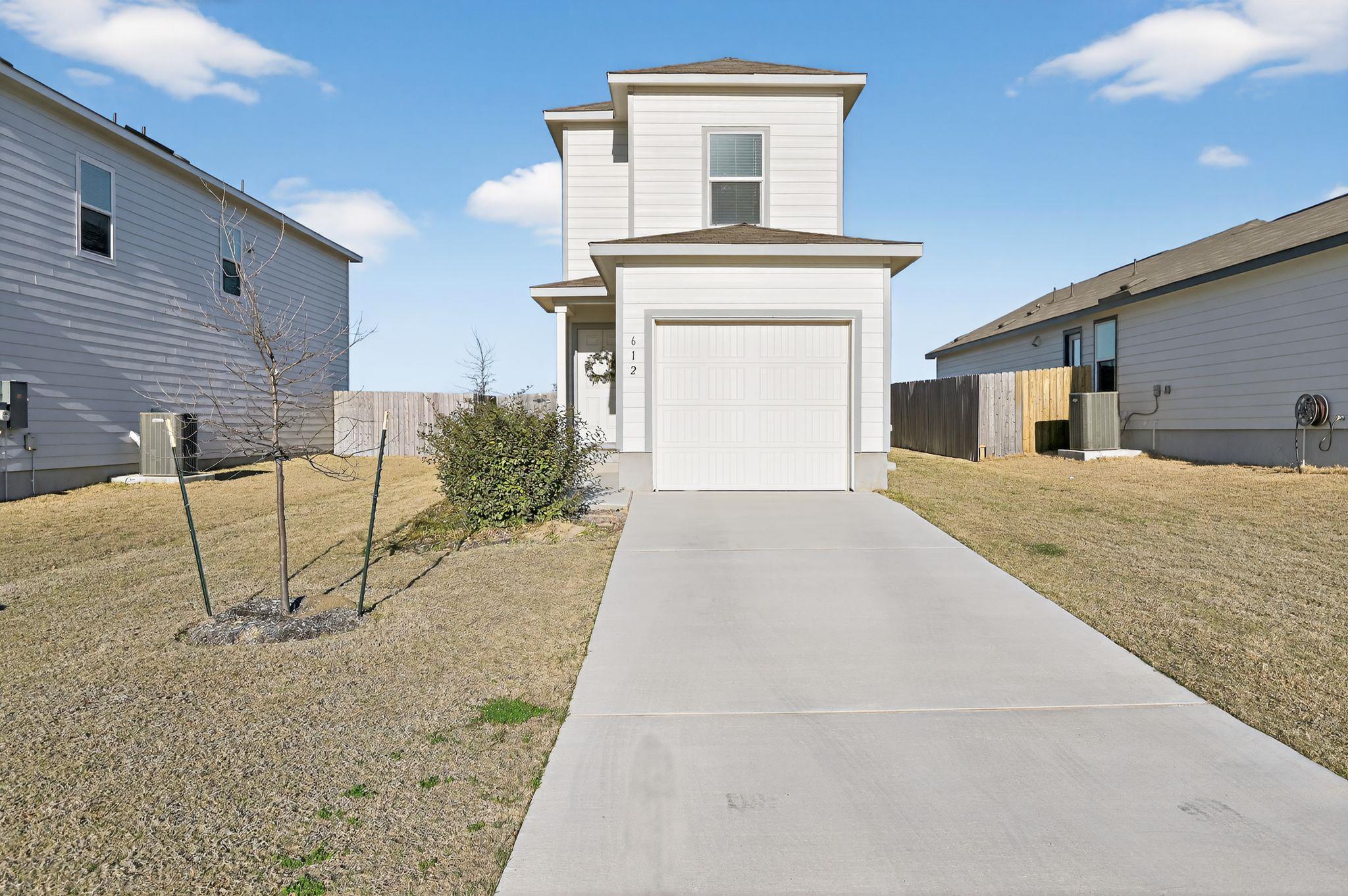 612 Marty Allen Loop Jarrell TX 76537