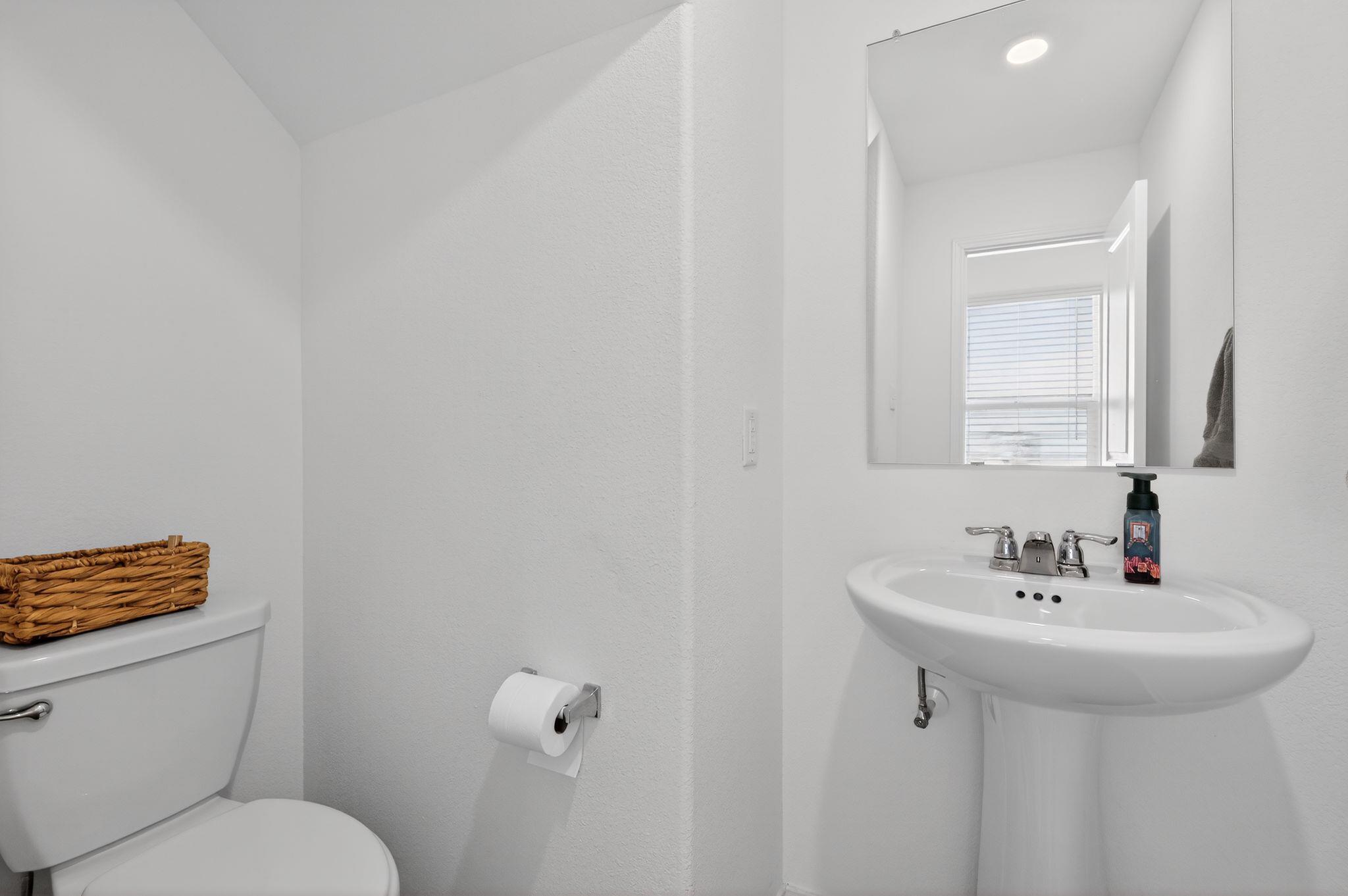 612 Marty Allen Loop Jarrell TX 76537