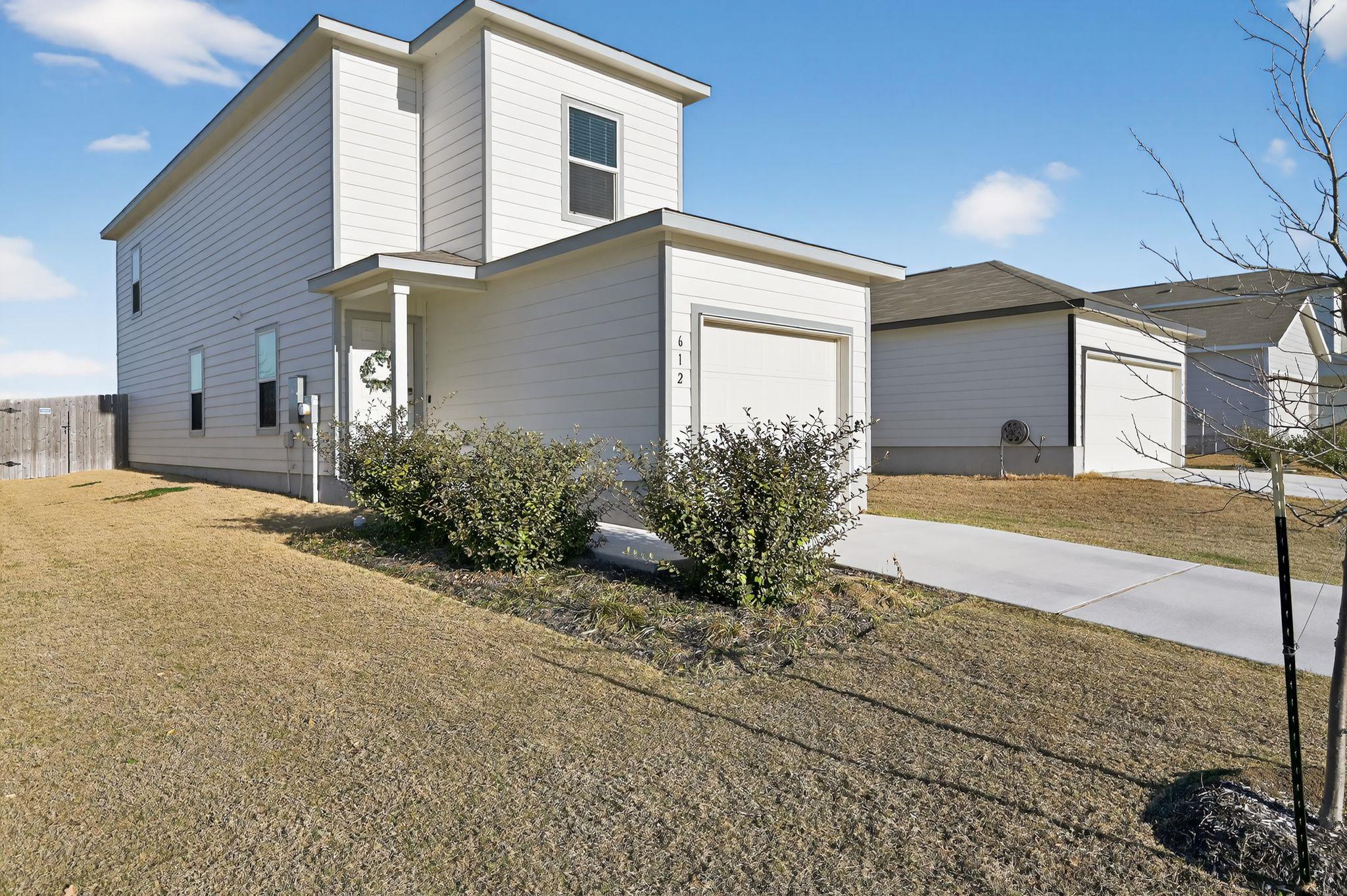 612 Marty Allen Loop Jarrell TX 76537
