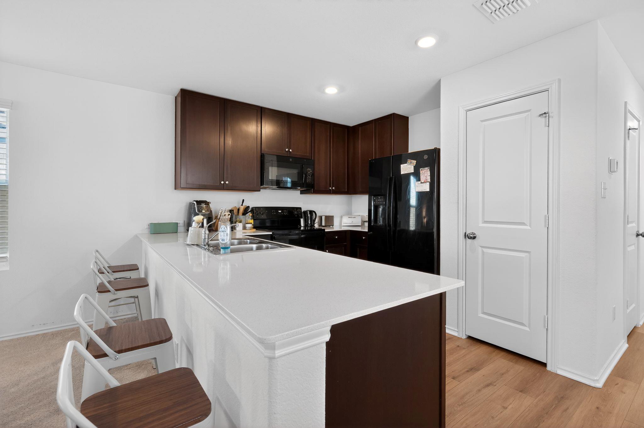 612 Marty Allen Loop Jarrell TX 76537
