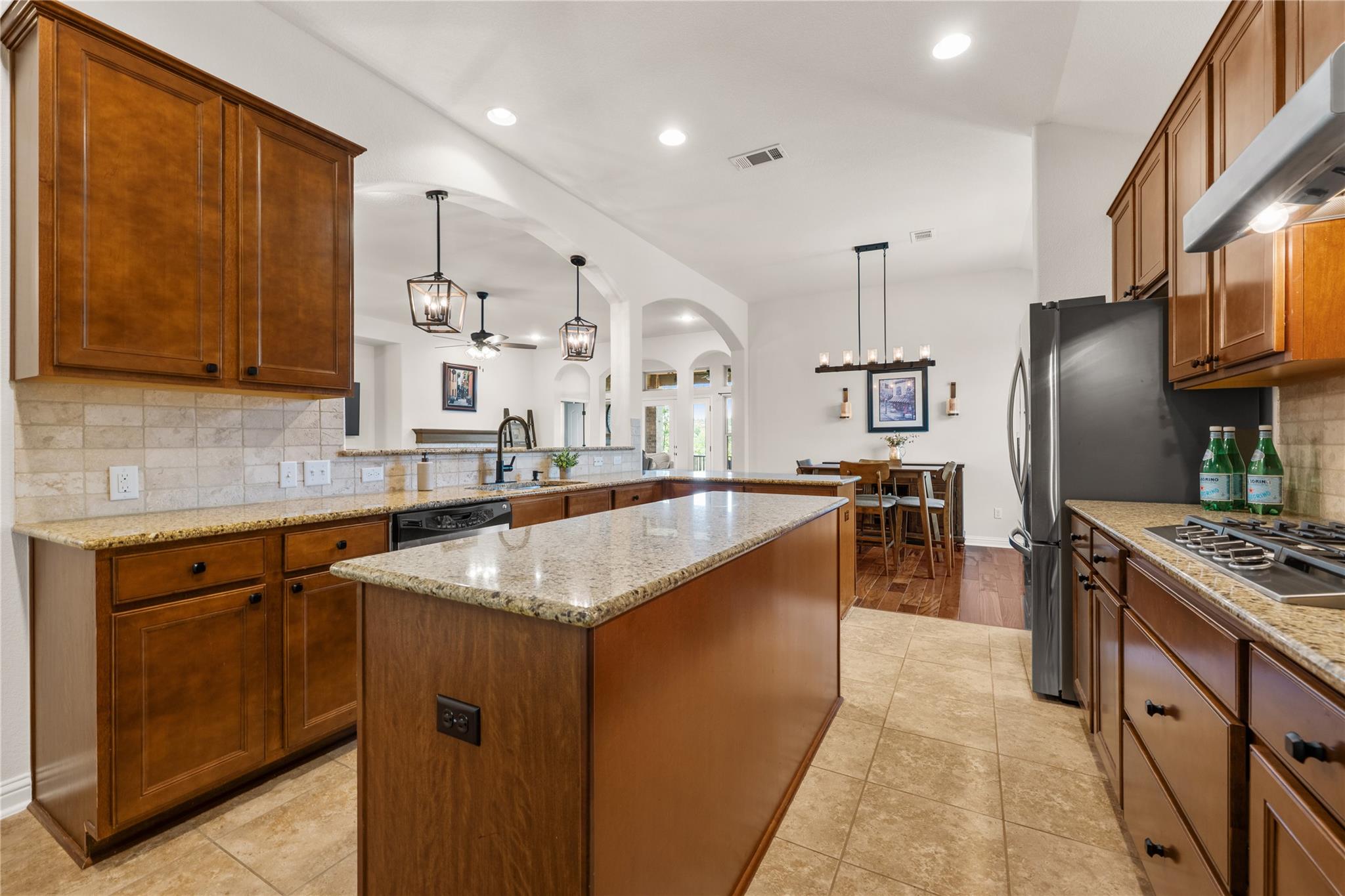 205 Bellagio Drive Lakeway TX 78734