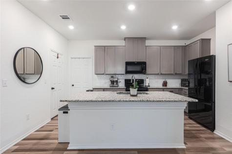 8001 Crystalbrook W Austin TX 78724