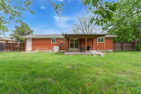 104 S Meadow Drive Little River Academy TX 76554