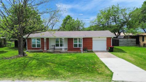 104 S Meadow Drive Little River Academy TX 76554
