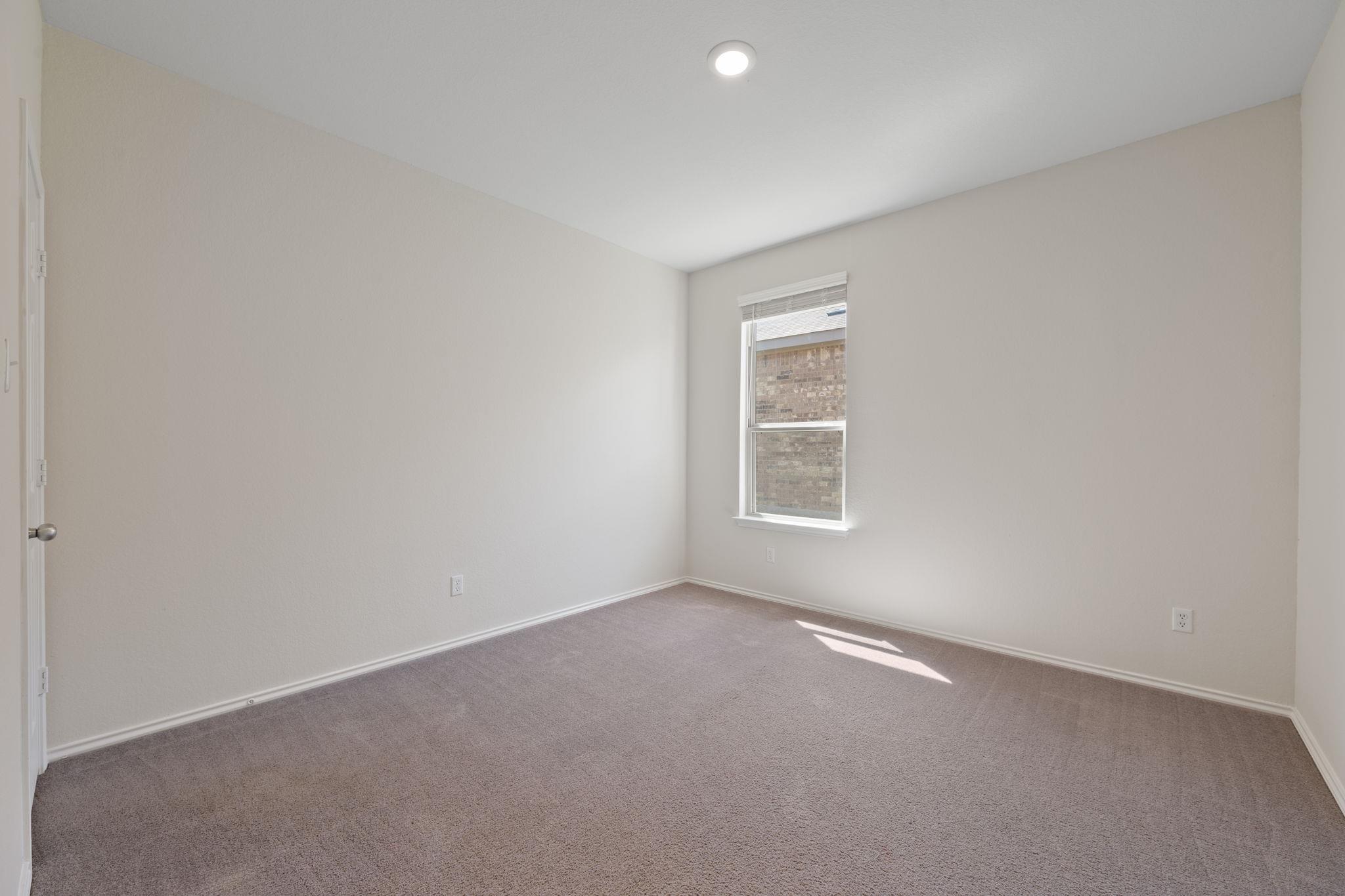 184 Gunther Way Taylor TX 76574