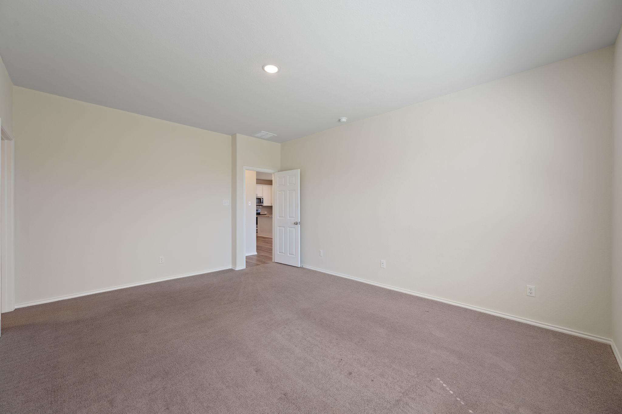 184 Gunther Way Taylor TX 76574