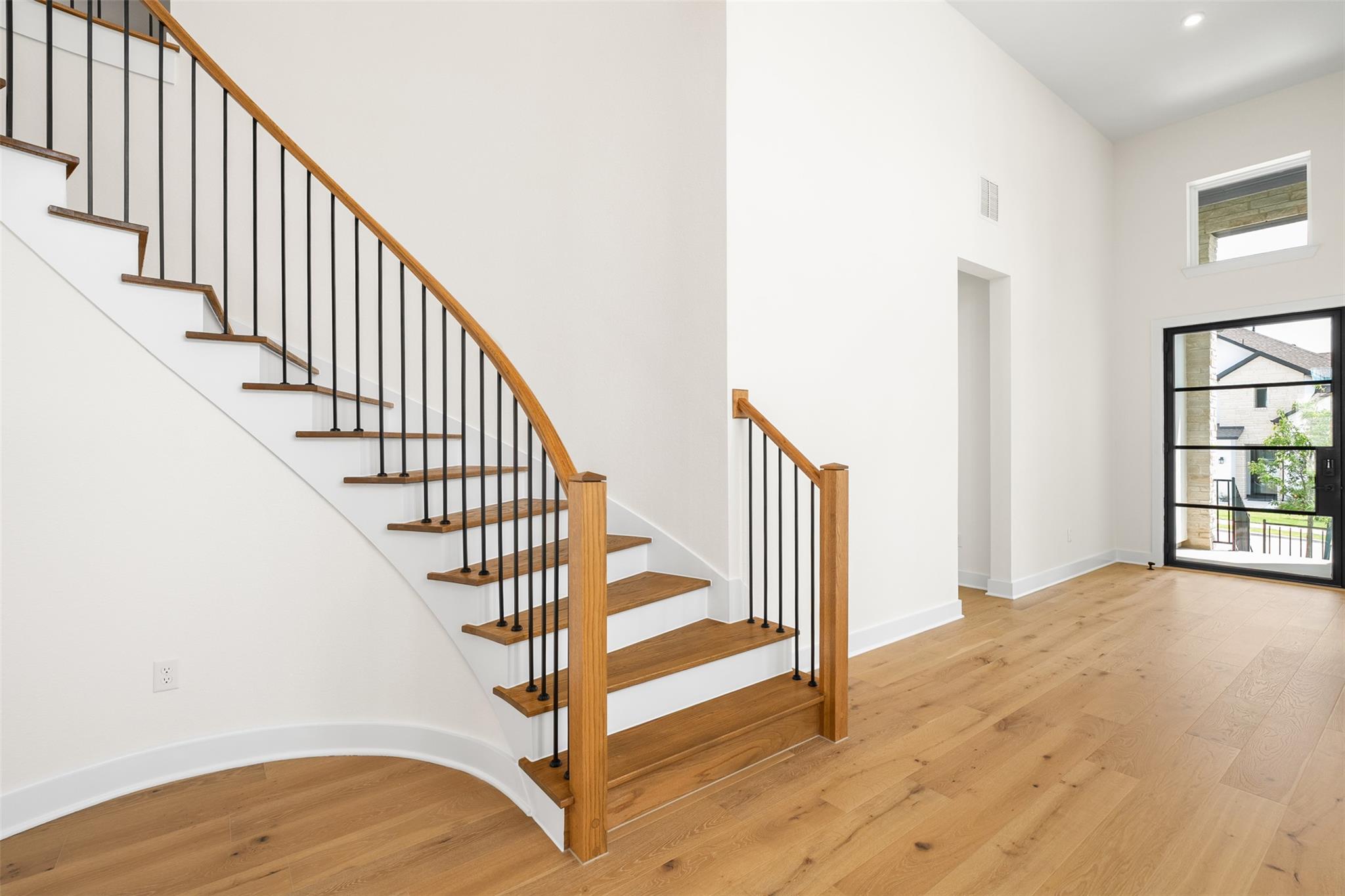 1813 Lucera Bend Leander TX 78641