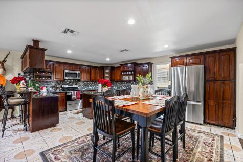 305 Whitesands Trail Dale TX 78616